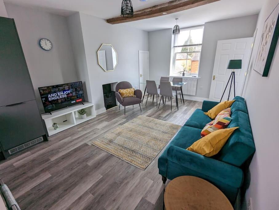 31 High Street - Modern & Stylish 2-Bed Apartment - Inc Parking Husbands Bosworth Exteriör bild