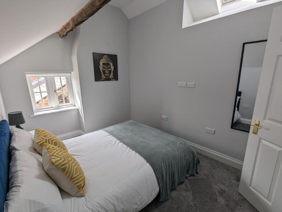 31 High Street - Modern & Stylish 2-Bed Apartment - Inc Parking Husbands Bosworth Exteriör bild